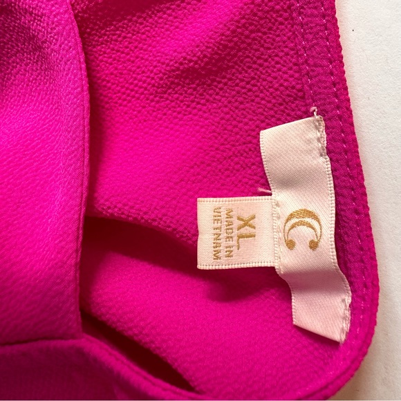 Like New Hot Pink sleeveless top with bow tie back XL - Picture 3 of 4